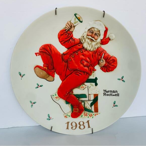 1981 Norman Rockwell Santa Art Plate
